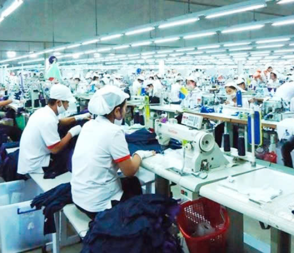 Thi công lắp đèn chiếu sáng  KCN Tân Bình, Bình Dương